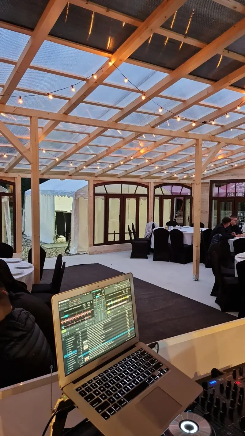 Restaurant nuntă Argeș – By the Lake